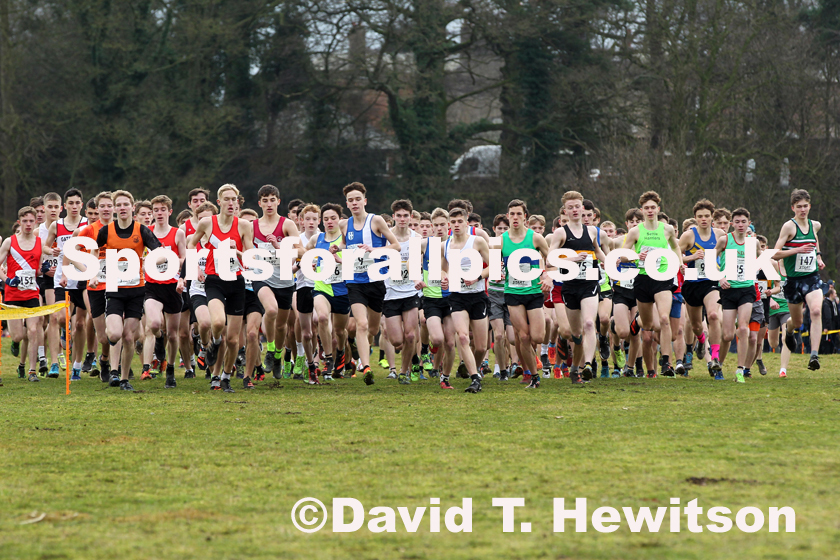 Mens under-17s Northern Cross Country Champs., Camp Hill Estate, Kirklington.  Photo: David T. Hewitson/Sports for All Pics